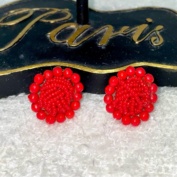 Jewelry Pristine 8s Red Round Beaded Twiston Earrings Poshmark